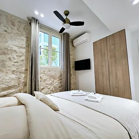 Le Lacan - Proche Du Port Lägenhet Antibes