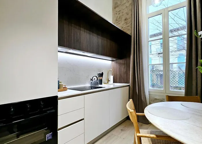 Le Lacan - Proche Du Port Antibes